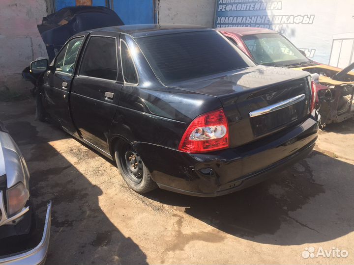 В разборе лада приора 2009г мотор 21126