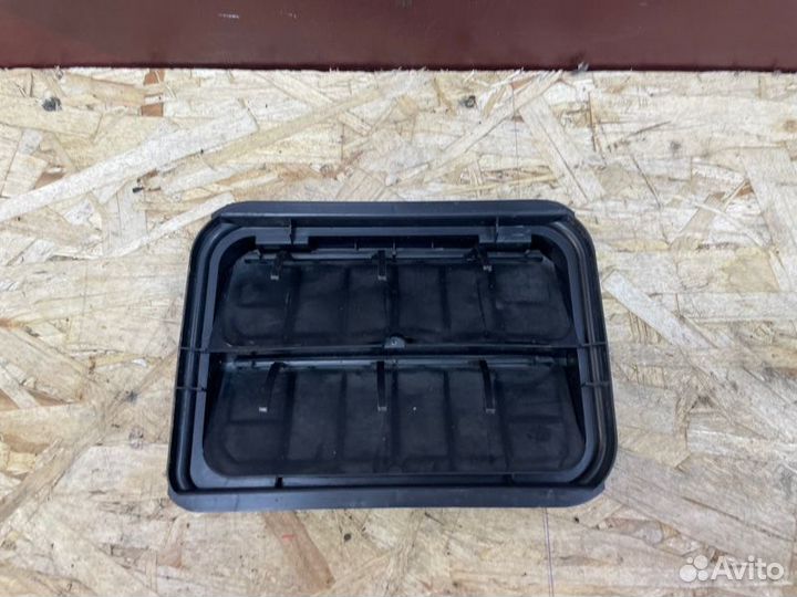 Дефлектор воздушный Renault Logan