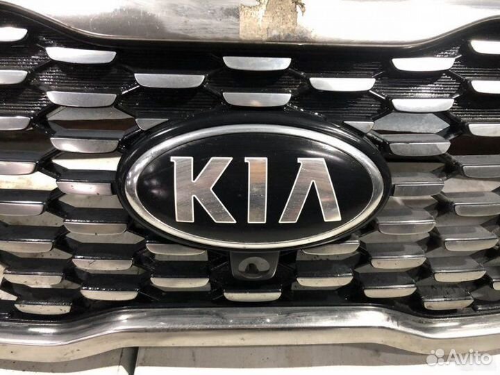 Эмблема решетки радиатора Kia Sorento