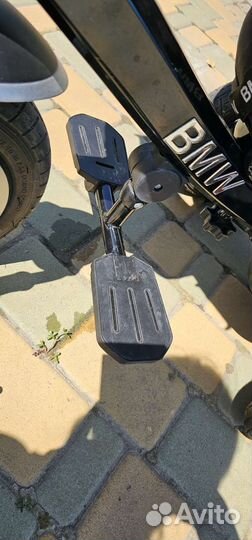 Трехколесный велосипед BMW