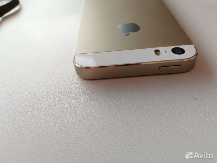 Телефон iPhone 5s в идеале