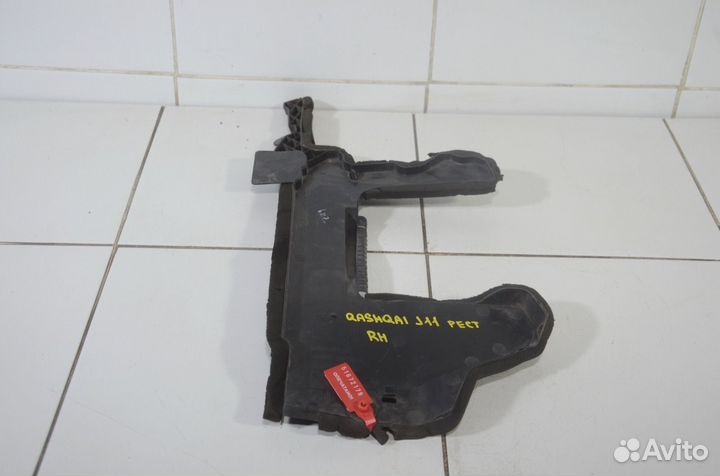 Воздуховод радиатора правый Nissan Qashqai J11