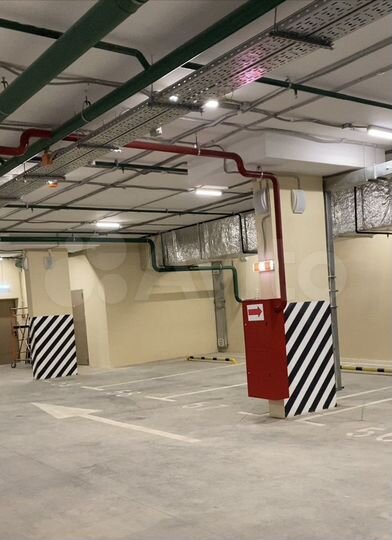 Машиноместо, 14 м²