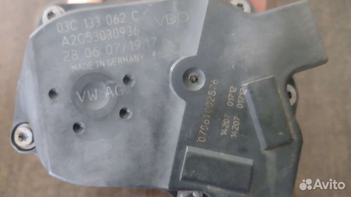 Дроссельная заслонка