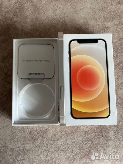 Телефон iPhone 12 mini