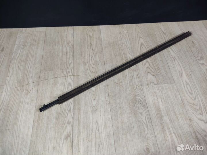 Toyota Corolla 150 бархотка передняя правая