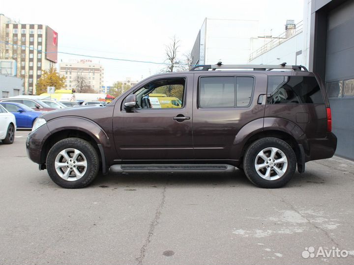 Nissan Pathfinder 2.5 AT, 2013, 117 921 км
