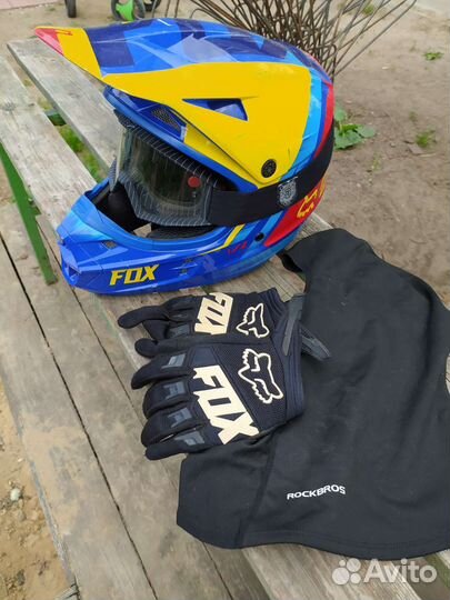 Кроссовый шлем