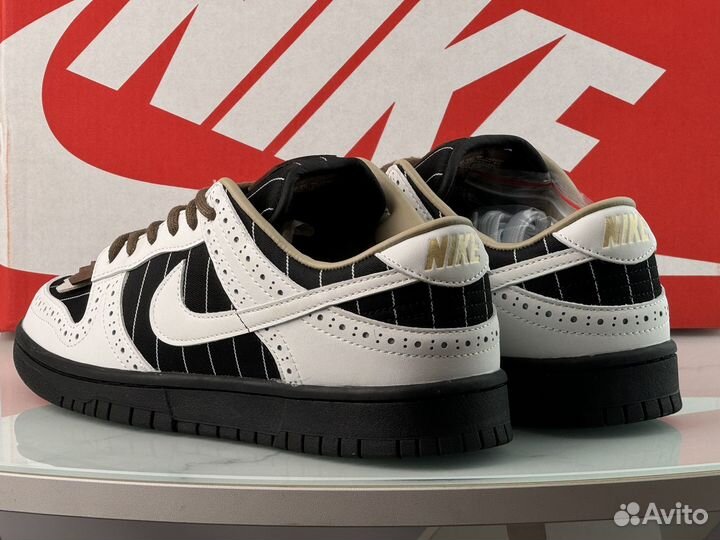Кроссовки Nike Dunk Low LX Brogue Pinstripe
