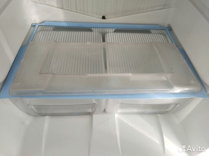 Холодильник бу indesit