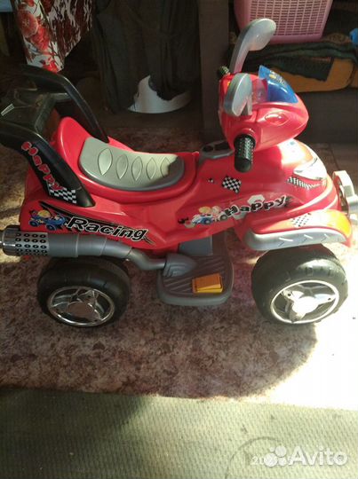 Детский квадроцикл на аккумуляторе