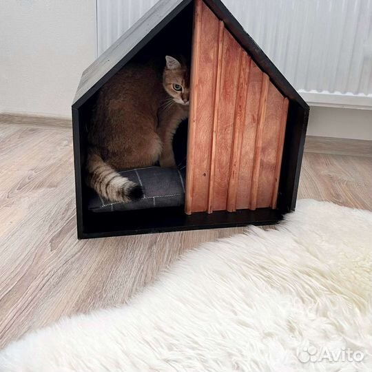 Интерьерный домик для кота или маленькой собаки