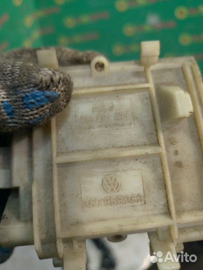 Резистор печки Volkswagen Passat B3 седан 1.8 AAM