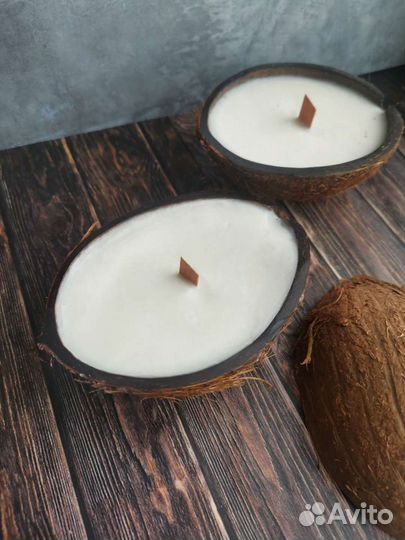 Свеча в кокосе