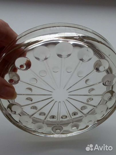 Старинная конфетница-салатница, толстое стекло