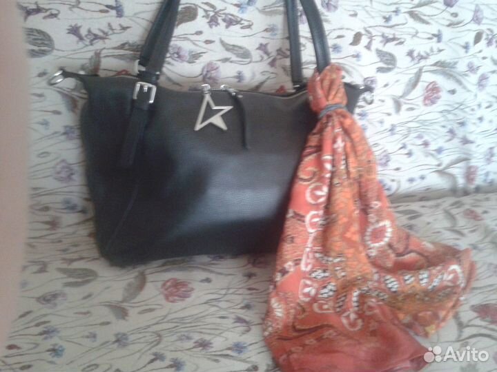 Шарф-палантин 