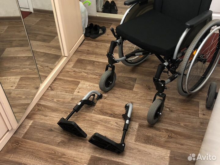 Инвалидная коляска складная бу