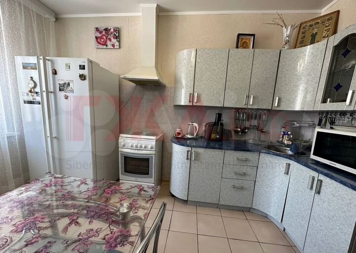 3-к. квартира, 82,1 м², 3/3 эт.