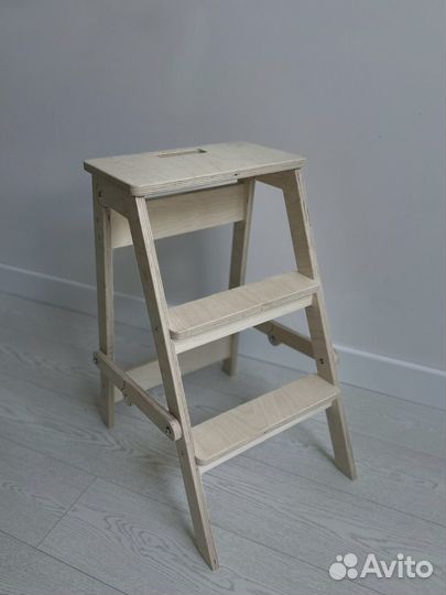 Cтремянка складная