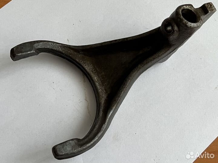 Вилка УАЗ 452, 3/4 передачи старого образца