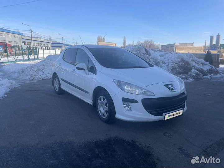 Peugeot 308 1.6 AT, 2010, 235 103 км