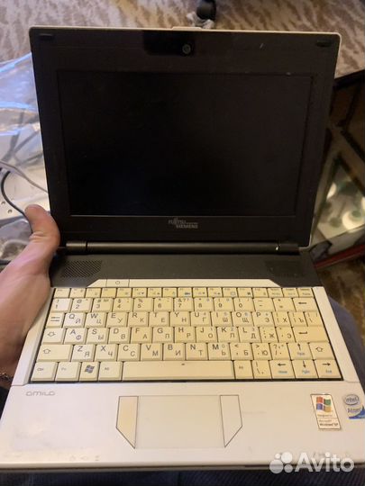Fujitsu siemens amilo mini