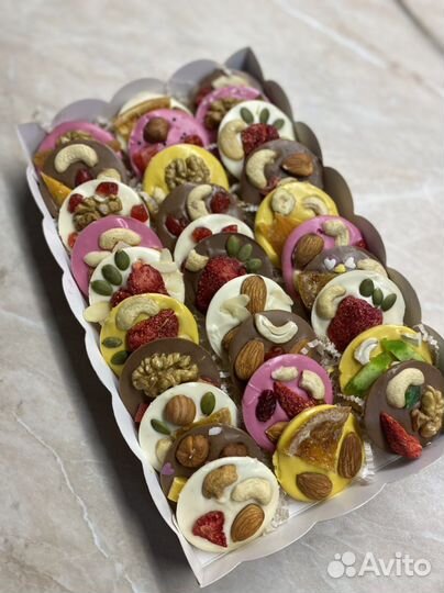 Шоколад ручной работы