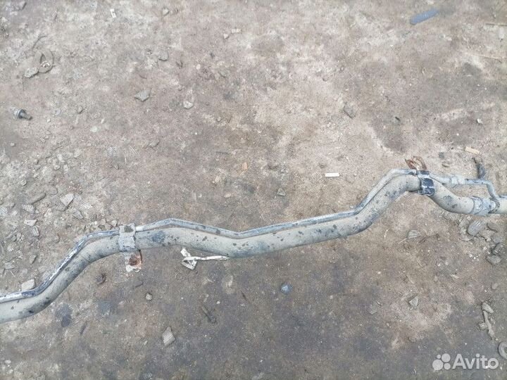 Трубка кондиционера Mitsubishi Pajero