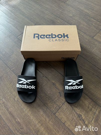 Шлепанцы reebok