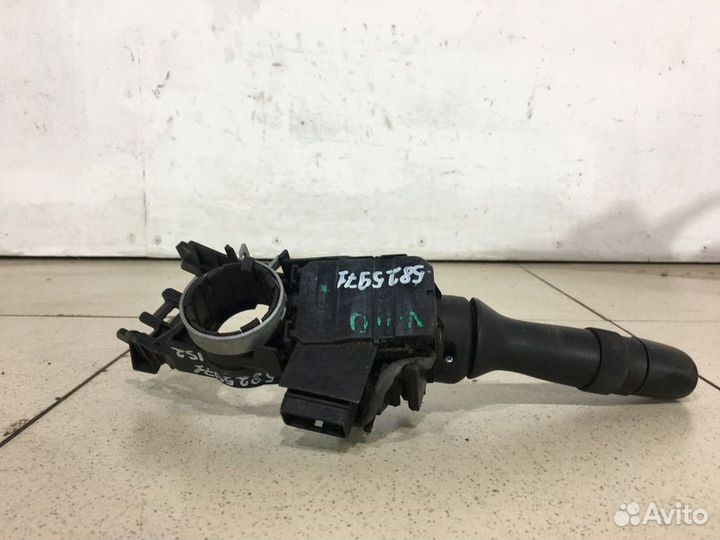 Переключатель поворотов подрулевой