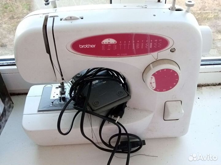 Швейная машина Brother