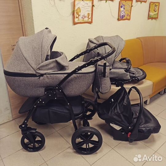 Стильная коляска Jaxee Rosa 3 в 1