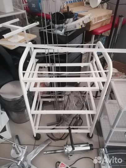 Косметологическая тележка