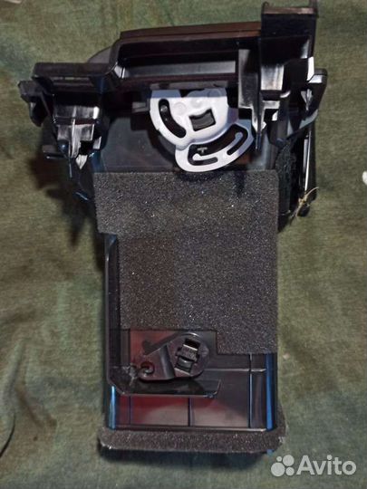 Левый дефлектор mazda 6GJ (2015-2018)