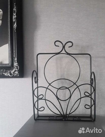 Газетница/подставка для книг