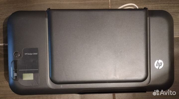 Цветной лазерный принтер HP Deskjet 2000