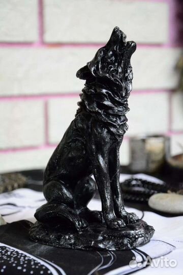 Свеча Волк 17 см