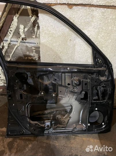 Дверь передняя левая Субару Форестер SH