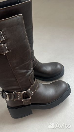 Сапоги bershka