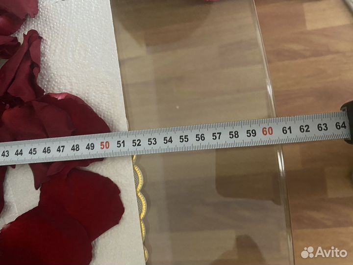 Стол стеклянный