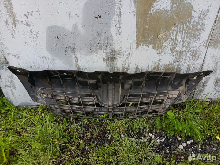 Решетка радиатора toyota corolla 150