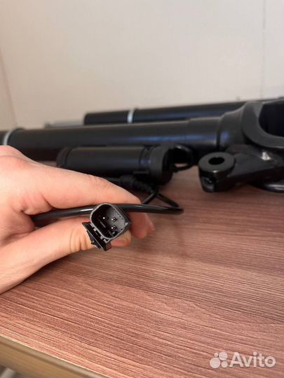 Передний амортизатор Mercedes Benz ml/gl-класс ADS