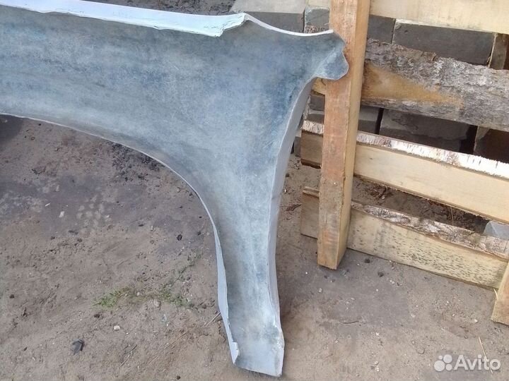 Крыло левое переднее, правое крыло переднее.safe