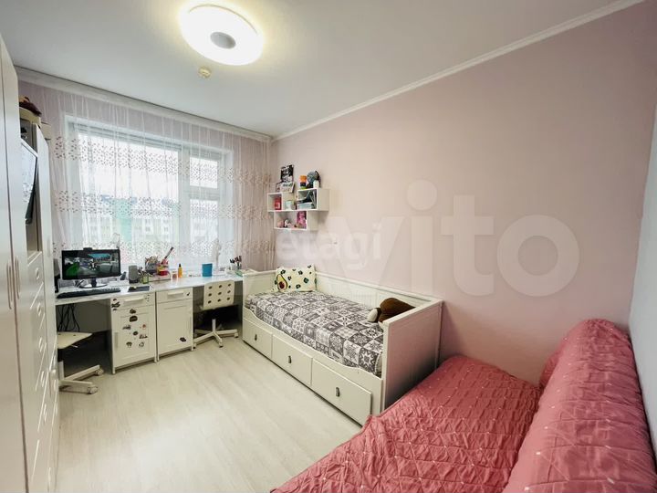2-к. квартира, 54 м², 9/10 эт.