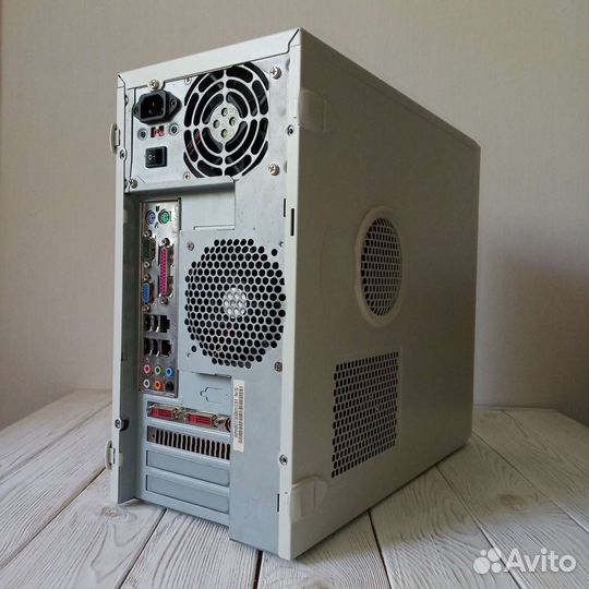 Core 2 Quad Q6600/8600GT 256Mb/DDR2 4Gb/HDD 400Gb