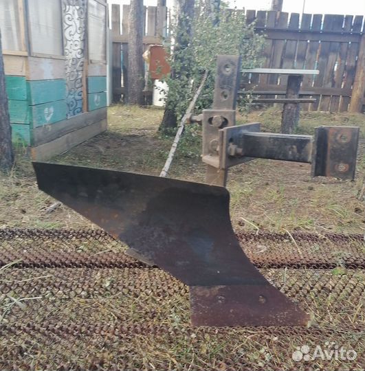 Плуг с колёсами