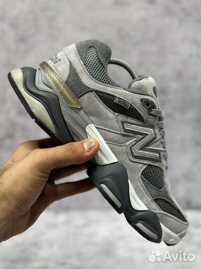 Кроссовки женские New Balance 9060