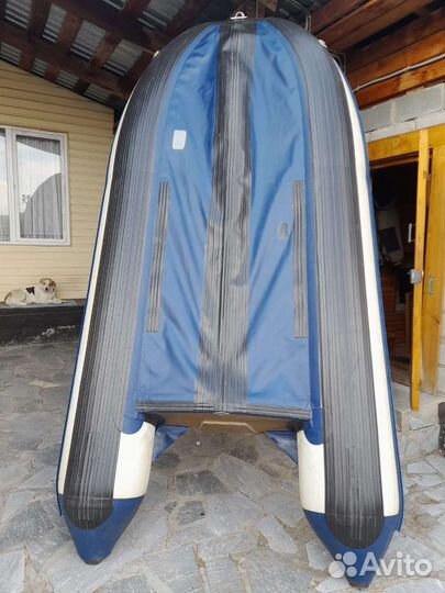 Моторная лодка