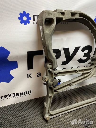 Кронштейн глушителя Volvo FH4 21638271