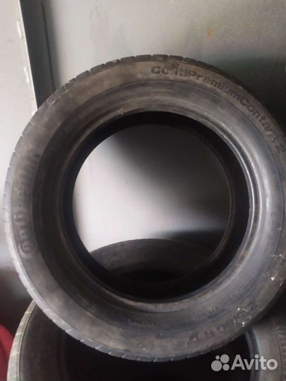 Continental ContiPremiumContact 2 215/60 R17